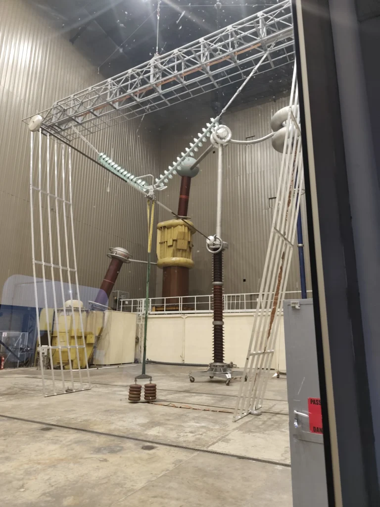 al-dora-gis-substation_hv-bushing-test-02